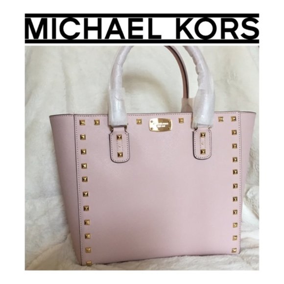 Michael Kors Sandrine Large Studded Saffiano Pink Leather NWT - Picture 1 of 8
